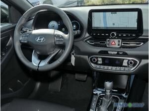 Hyundai i30 ADVANTAGE DCT NAVI SHZ LHZ CARPLAY KLIMA LED