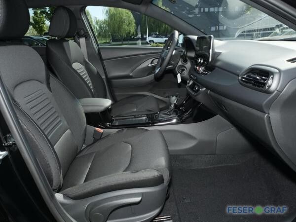 Hyundai i30 ADVANTAGE NAVI CAM LED SHZ LHZ CARPLAY KLIMA