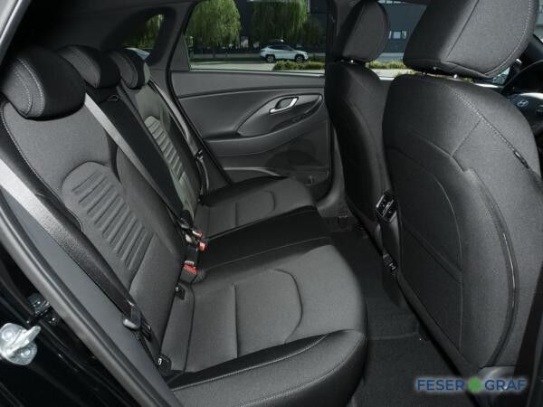 Hyundai i30 ADVANTAGE DCT NAVI SHZ LHZ CARPLAY KLIMA LED