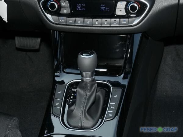 Hyundai i30 ADVANTAGE DCT NAVI SHZ LHZ CARPLAY KLIMA LED