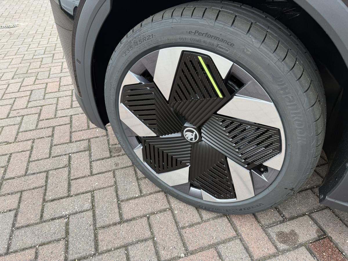 Skoda Elroq Elroq RS 84 kWh 250 kW 1-Gang-Automatik 4x4**AKTION**