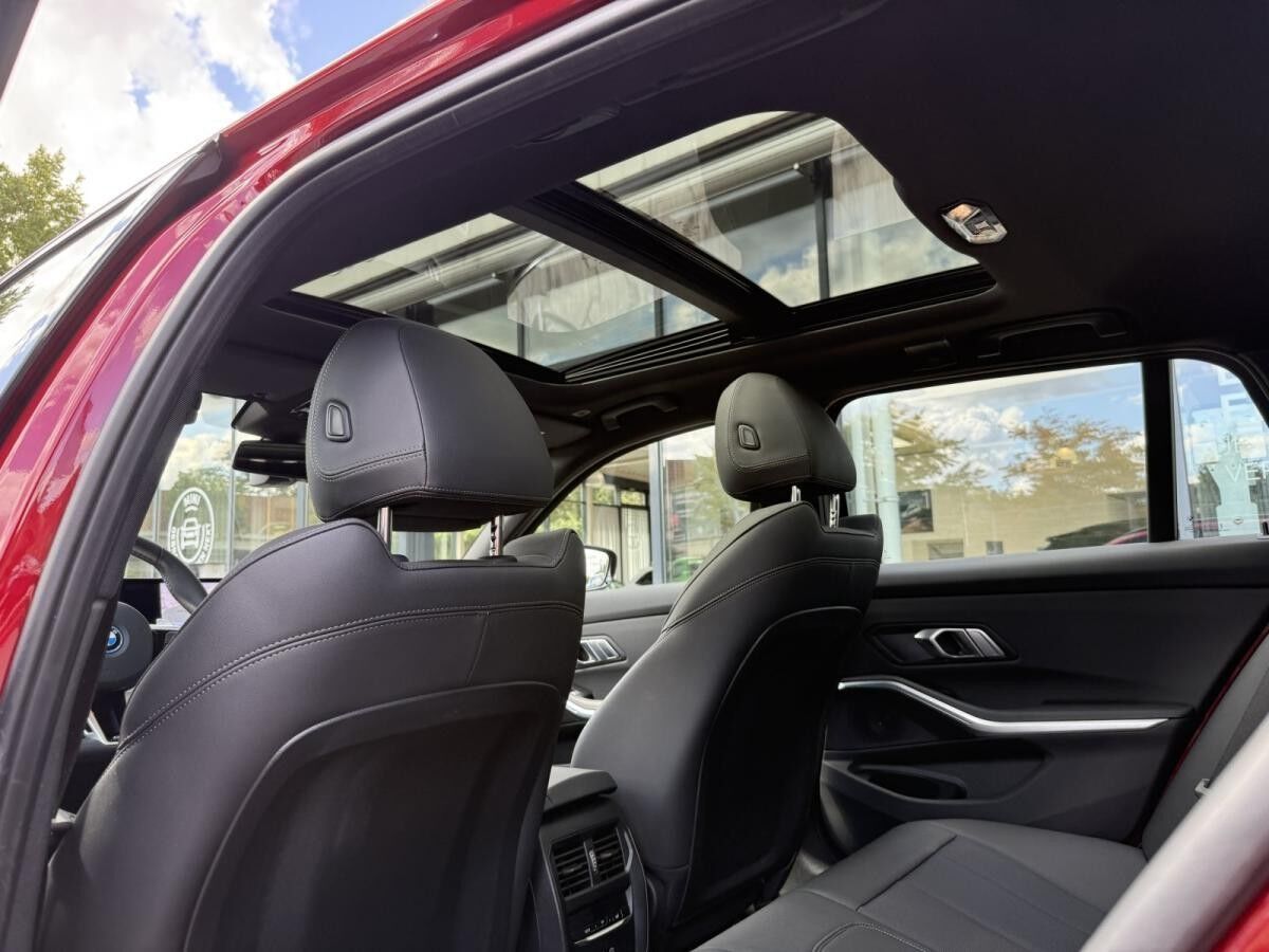 BMW 330 e Touring M Sport AHK Stop&Go FACELFT