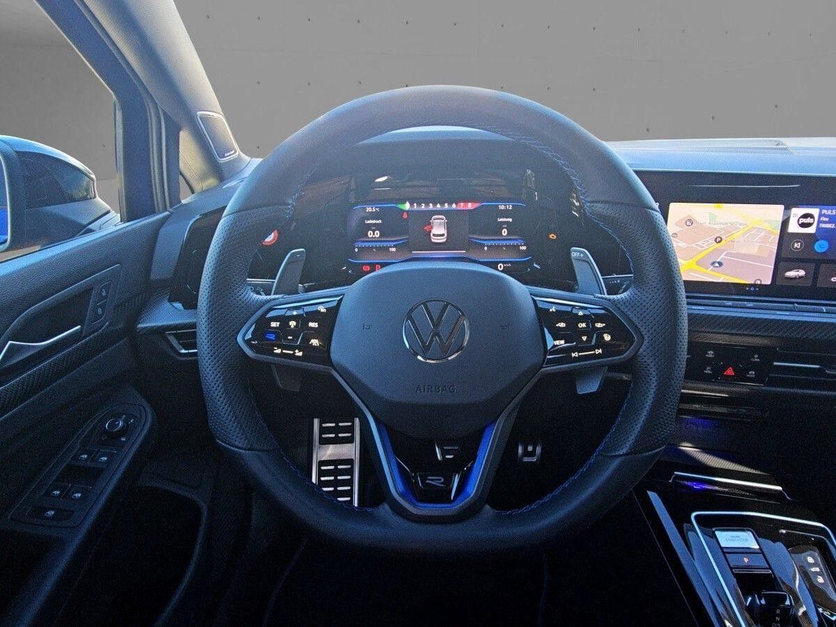 Volkswagen Golf 8 R Black 2.0 TSI DSG 4M 19 DCC LEDER PANO Volkswagen Golf 8 R Black 2.0 TSI DSG 4M 19 DCC LEDER PANO