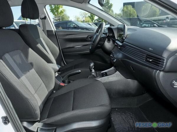 Hyundai i20 TREND & KOMFORT NAVI SHZ LHZ CAM CARPLAY ALU