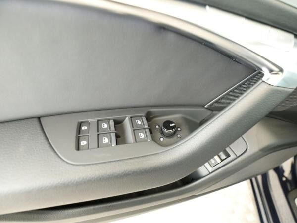 Audi A6 Avant 45 TDI quattro S line *AHK*Matrix*StandH*