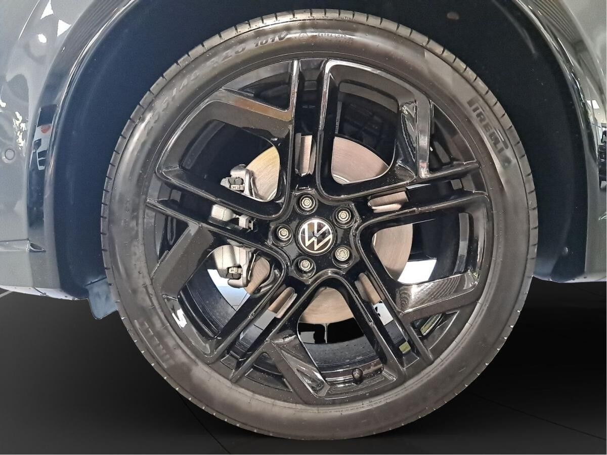 Volkswagen Tiguan R-Line 1,5 eHybrid DSG | Black Style