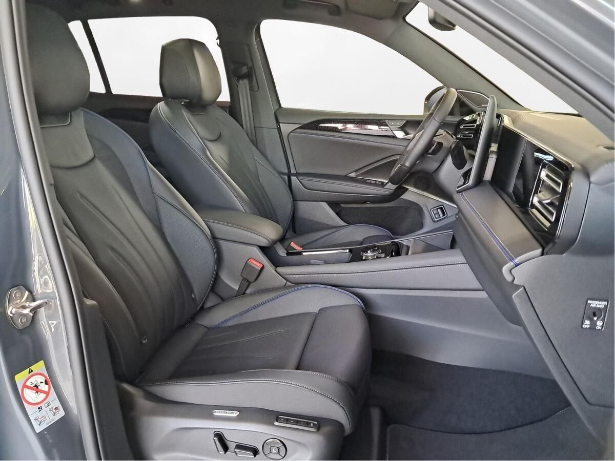 Volkswagen Tiguan R-Line 1,5 eHybrid DSG | Black Style