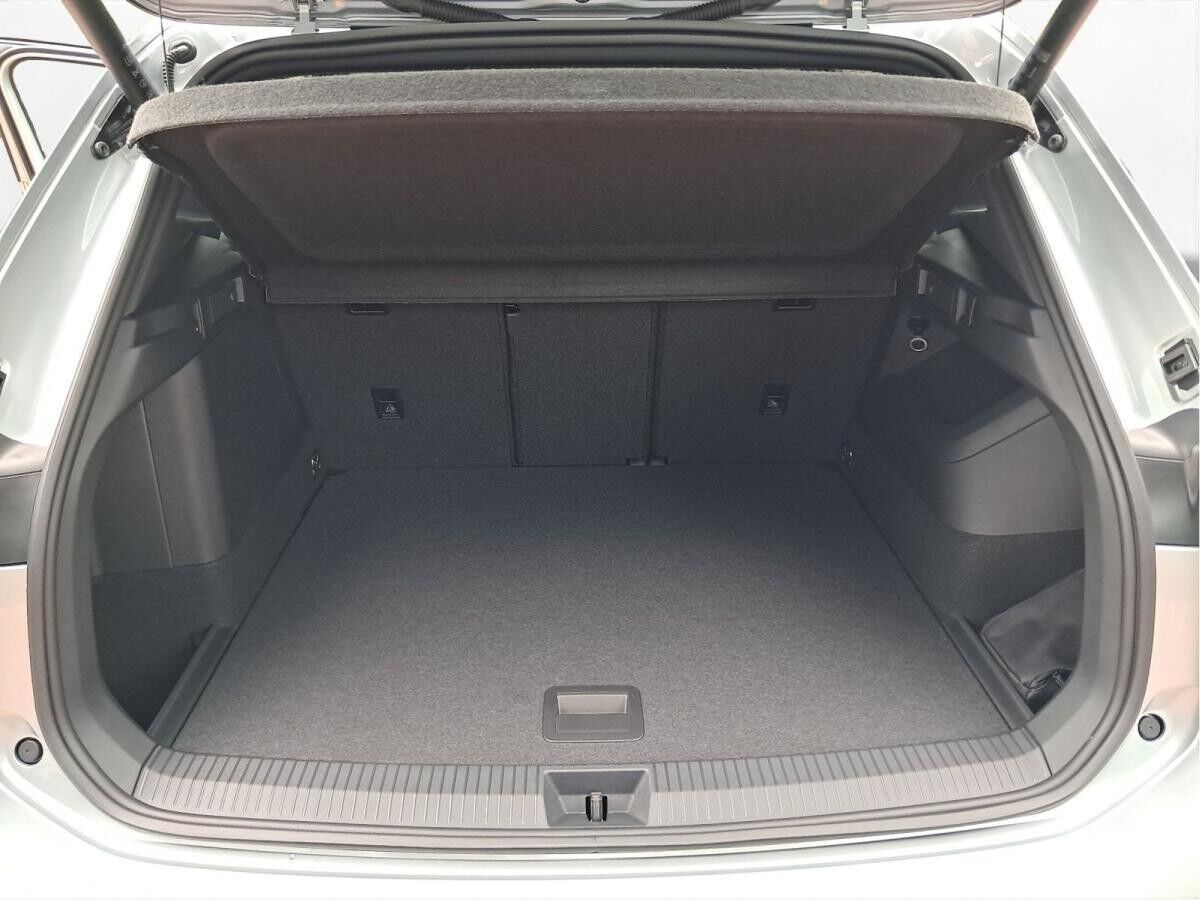 Volkswagen Tiguan R-Line 1,5 eHybrid DSG | Black Style | IQ