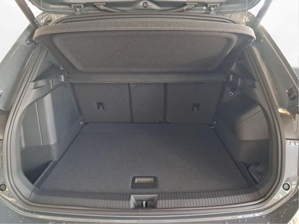 Volkswagen Tiguan R-Line 1,5 eHybrid DSG | Black Style