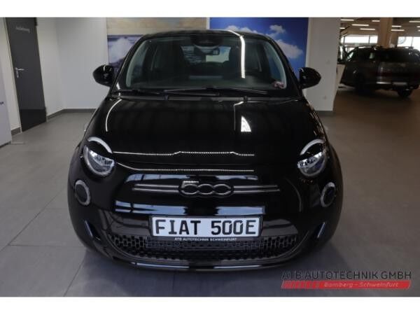 Fiat 500e MY25 RED h Komfort-Paket Apple CarPlay Klimaautomatik