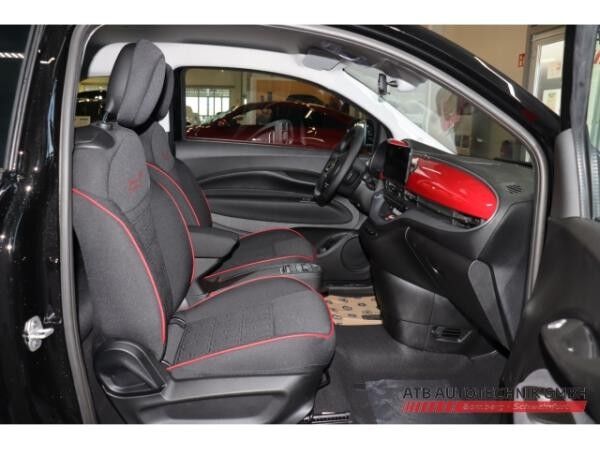 Fiat 500e MY25 RED h Komfort-Paket Apple CarPlay Klimaautomatik