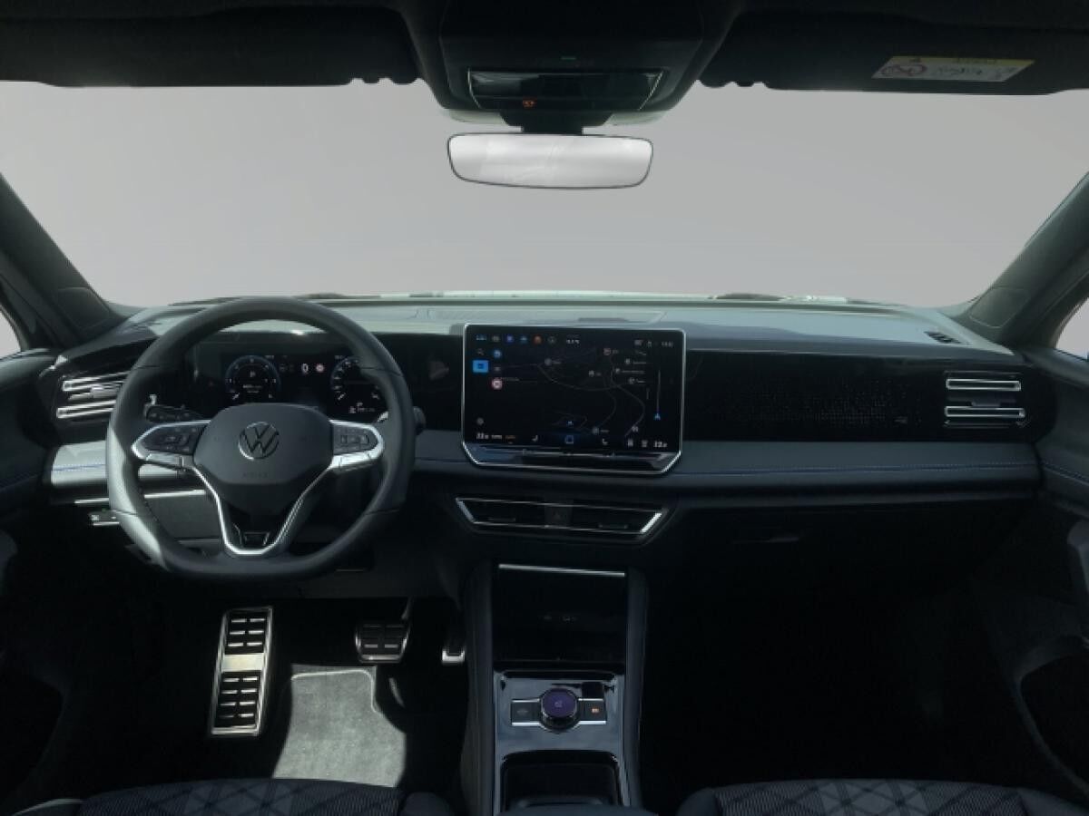 Volkswagen Tiguan 2,0 TDI R-Line 4Mot LED+ AHK Kamera Pano HuD