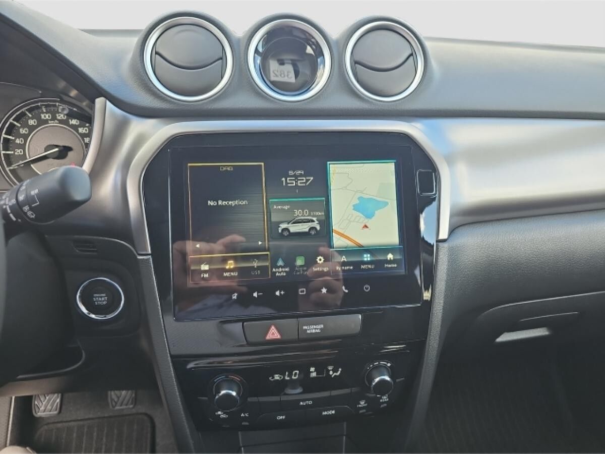 Suzuki Vitara 1.4 Comfort Hybrid Navi LED Apple CarPlay Android Auto Klimaautom DAB SHZ Keyless Entry