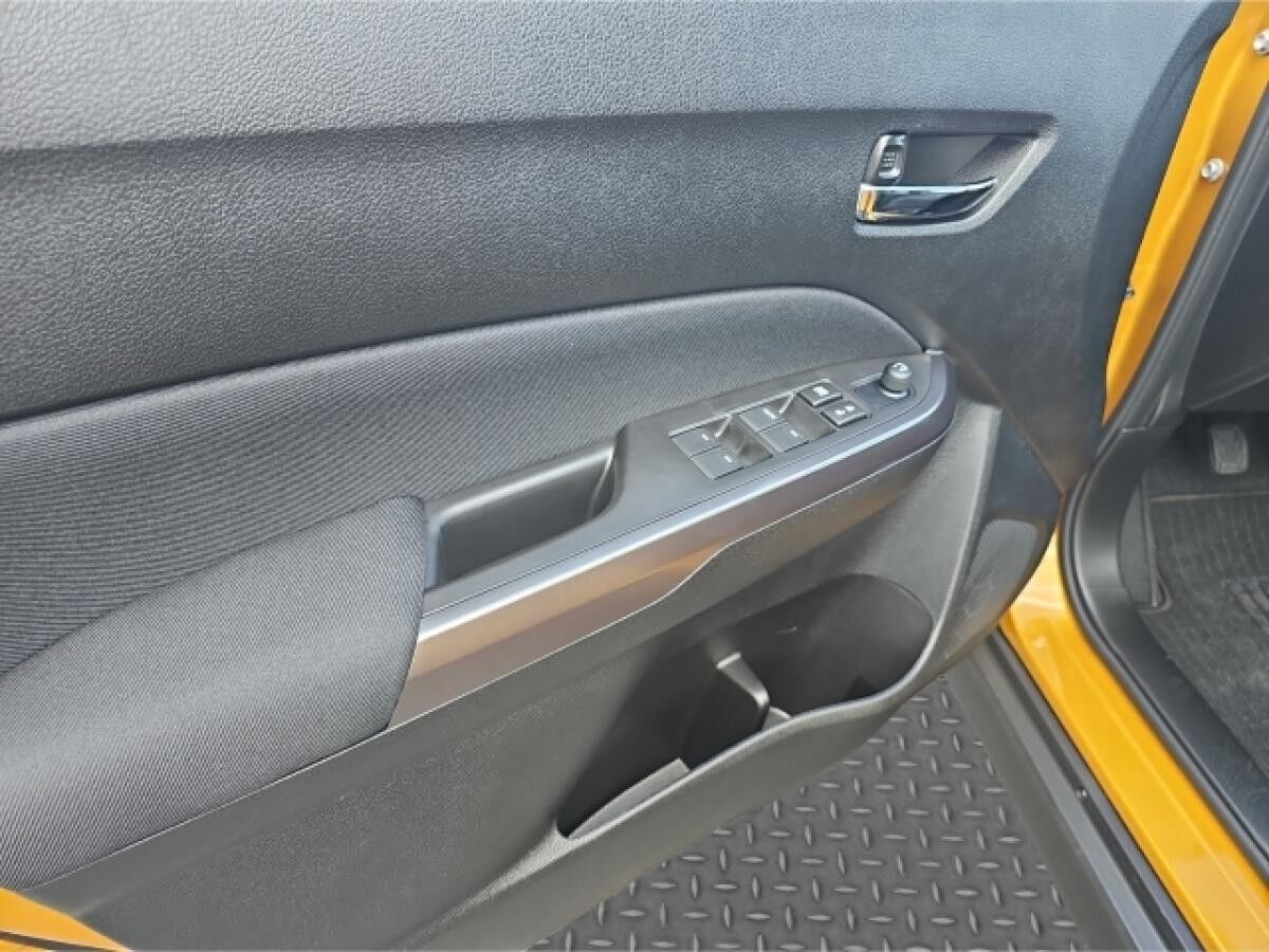 Suzuki Vitara 1.4 Comfort Hybrid Navi LED Apple CarPlay Android Auto Klimaautom DAB SHZ Keyless Entry