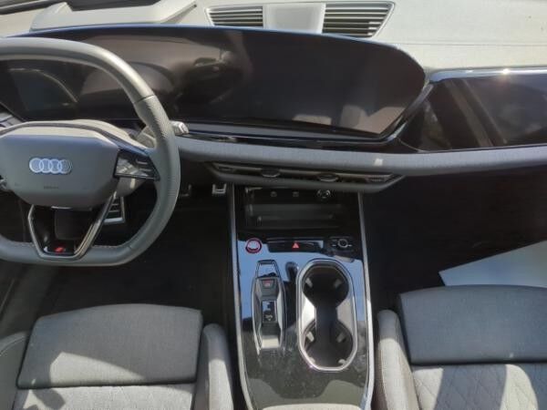 Audi A6 Avant TDI quattro 150 kW 360°/PANO/B&O+++