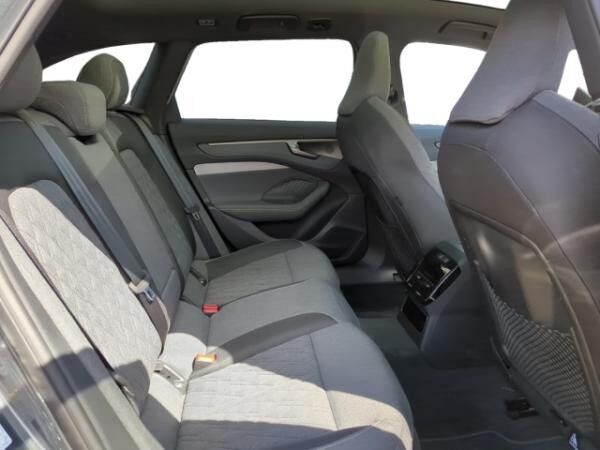 Audi A6 Avant TDI quattro 150 kW 360°/PANO/B&O+++