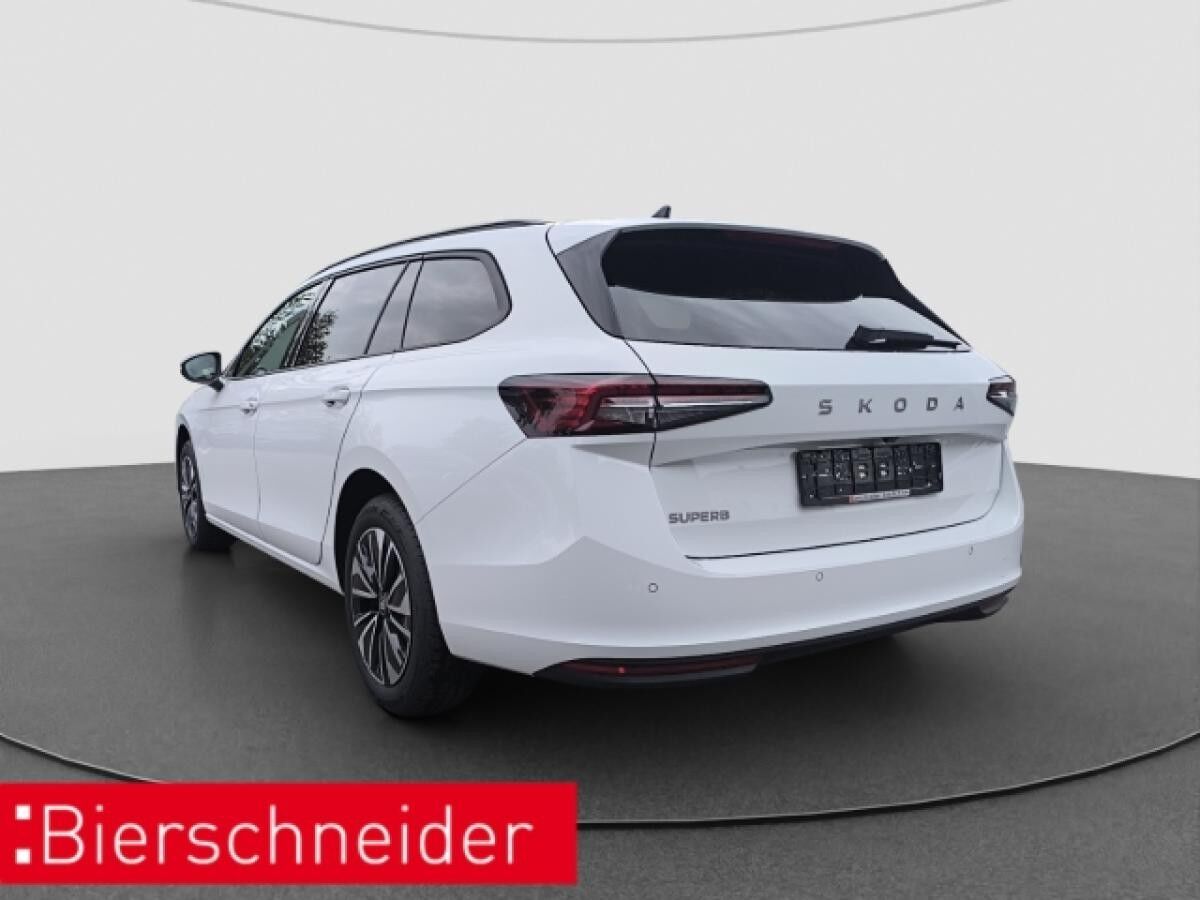 Skoda Superb Combi 2,0 TDI DSG Selection NAVI RFK LED FRONT ASSIST VZE
