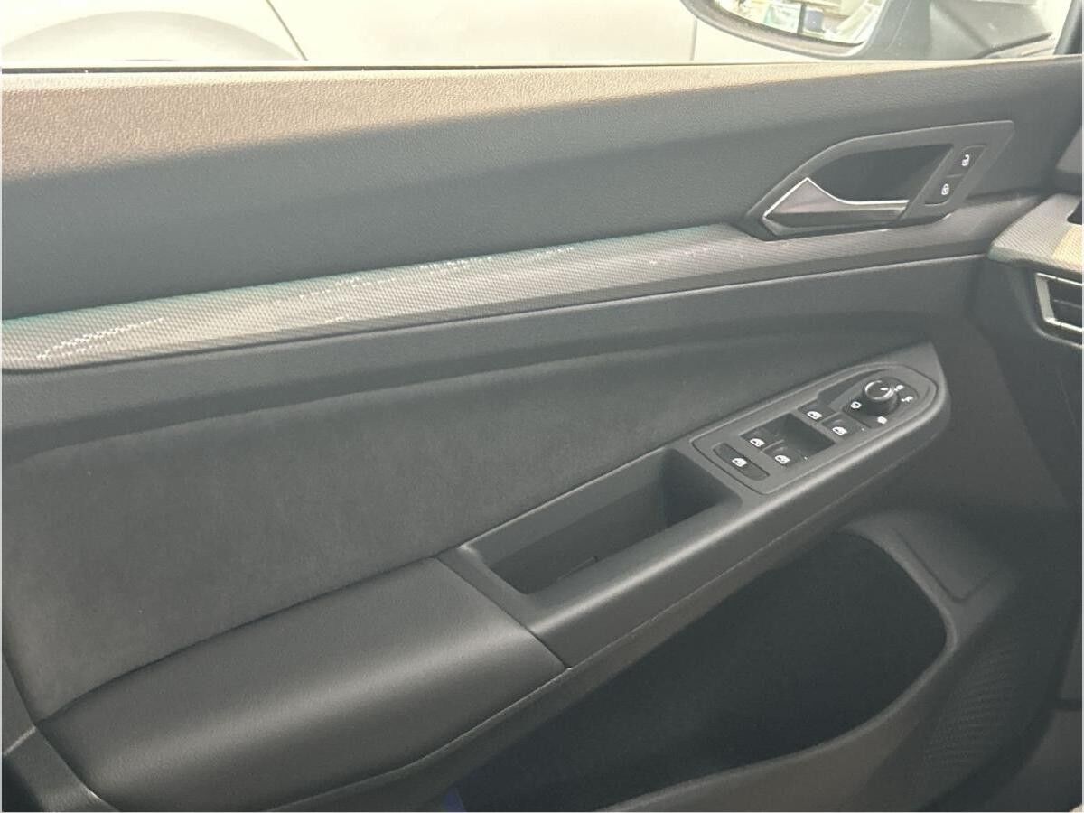 Volkswagen Golf Variant 2.0 TDI DSG SCR Style SOFORT VERFÜGBAR AHK BusinessPre AssistenzPaket