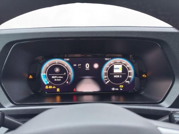Volkswagen Caddy Life 2,0 TDI 7-Gang NAVI AHK LED KLIMA