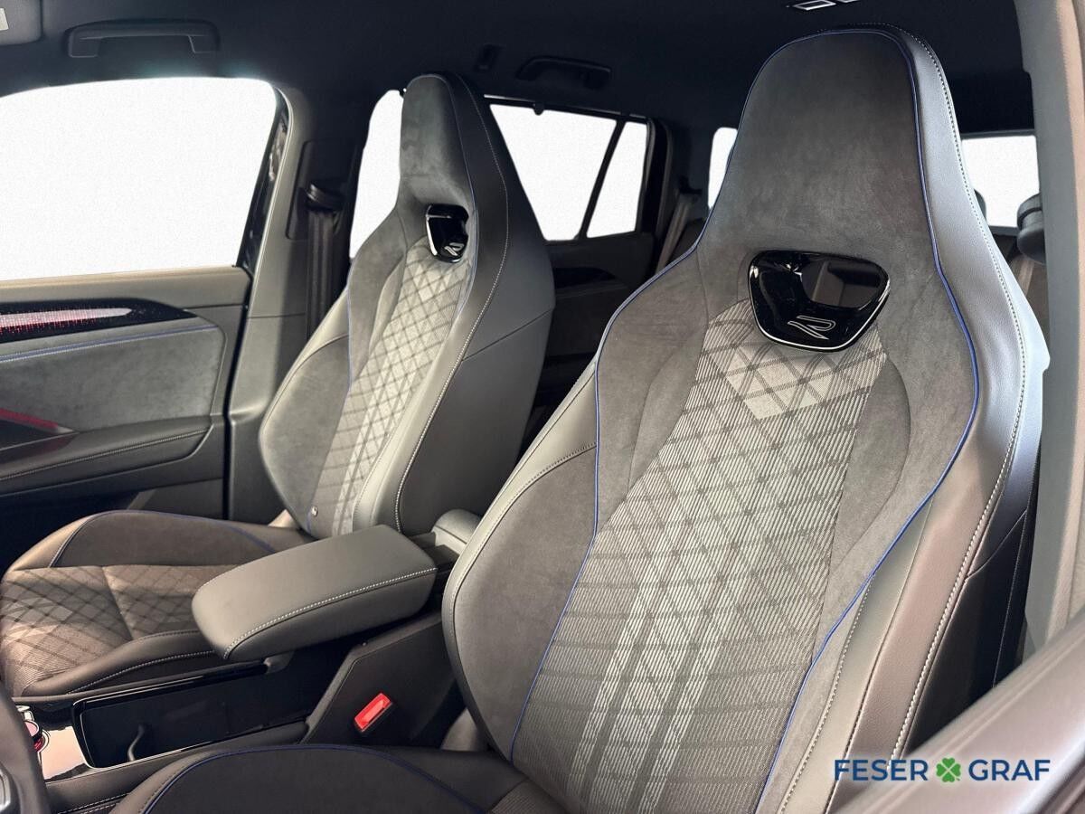 Volkswagen Tayron 2.0 TDI R-LINE BlackStyle ACC MATRIX NAVI