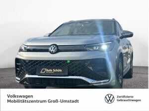 Volkswagen Tiguan R-Line 2,0 l TDI SCR 4MOTION PANO*AHK*WINTERRÄDER*LEDER*HEAD-UP*