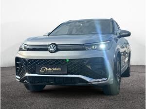 Volkswagen Tiguan R-Line 2,0 l TDI SCR 4MOTION PANO*AHK*WINTERRÄDER*LEDER*HEAD-UP*