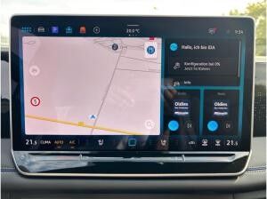 Volkswagen Tiguan R-Line 2,0 l TDI SCR 4MOTION PANO*AHK*WINTERRÄDER*LEDER*HEAD-UP*