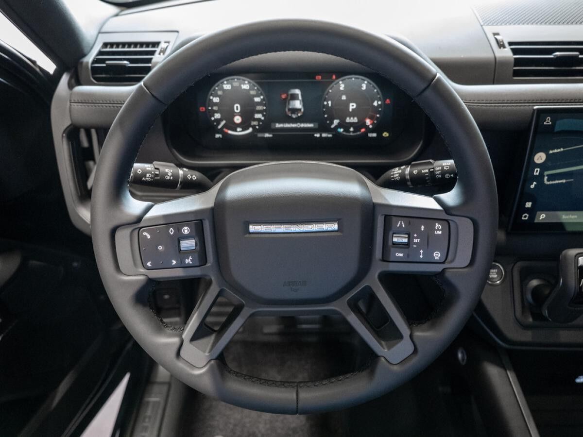 Land Rover Defender D300 X-Dynamic SE