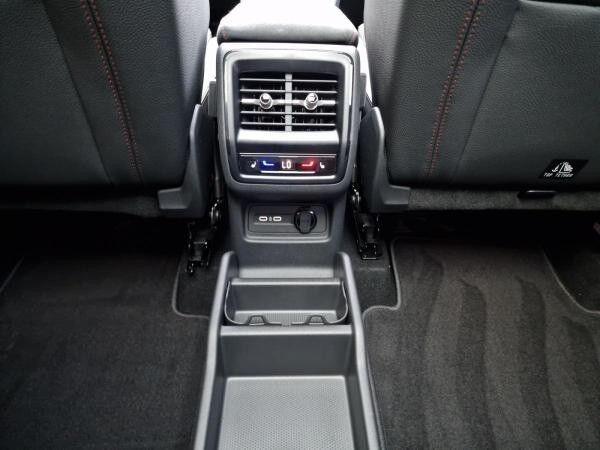 Skoda Kodiaq 2.0 TSI RS MATRIX 360 ACC SpurH HUD 4xSHZ