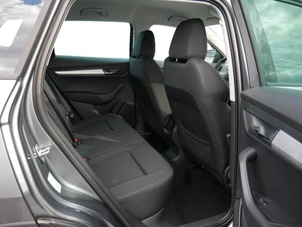 Skoda Karoq 1.5 TSI Selection NAVI ACC KAMERA LED AHK *846*