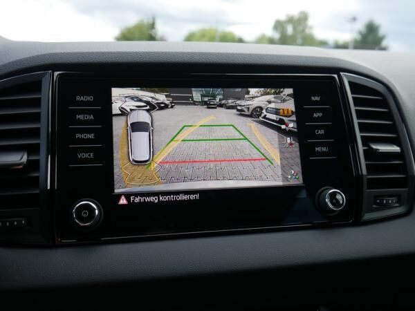 Skoda Karoq 1.5 TSI Selection NAVI ACC KAMERA LED AHK *846*