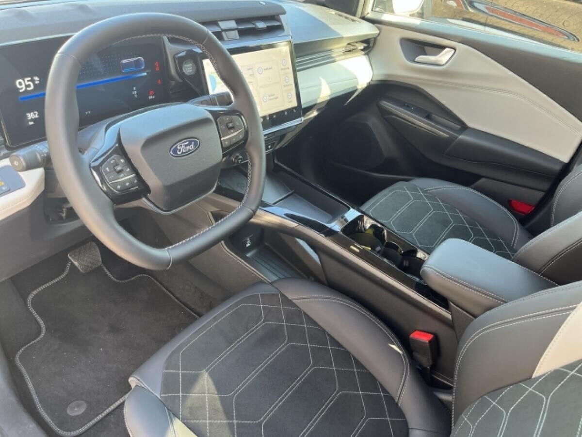 Ford Puma Gen-E Premium mit Fahrer-&Winter-Paket