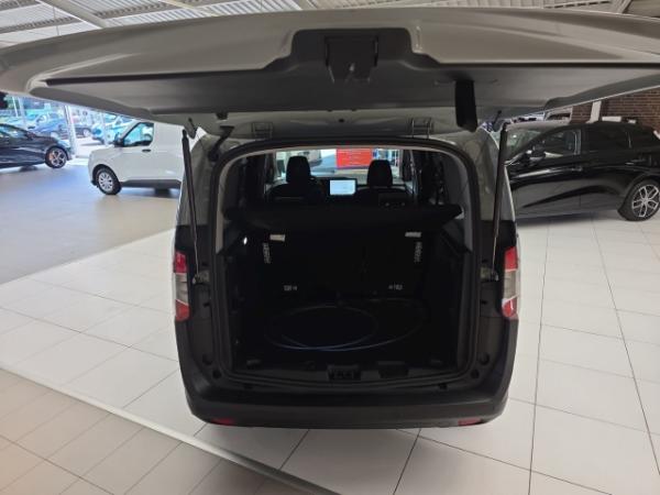 Ford Tourneo Courier E- 0% Finanzierung Navi Digitales Cockpit LED Apple CarPlay Android Auto Klimaautom DAB