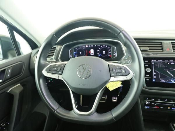 Volkswagen Tiguan 2.0 TDI Active *AHK*LED*RFK*SHZ*Navi*ACC*