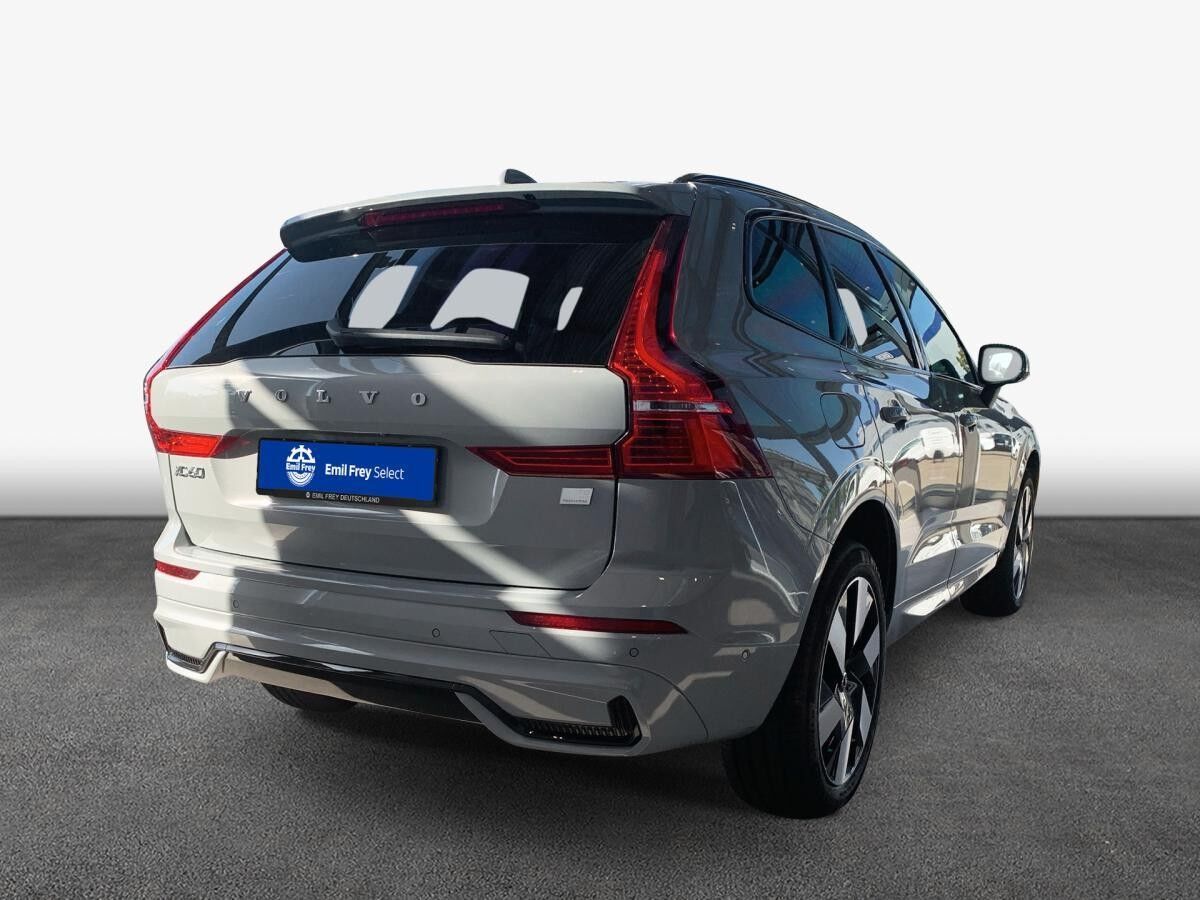 Volvo XC60 T8 AWD Plug-in Hybrid Ultra Dark