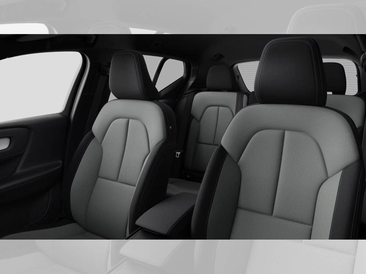 Volvo XC40 B3 CORE *GANZJAHRESREIFEN+ACC* 🔵🟢