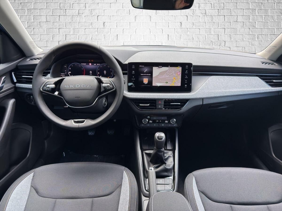 Skoda Kamiq 1.0 TSI Tour MATRIX/NAVI/PDC/Kamera/sofort Verfügbar