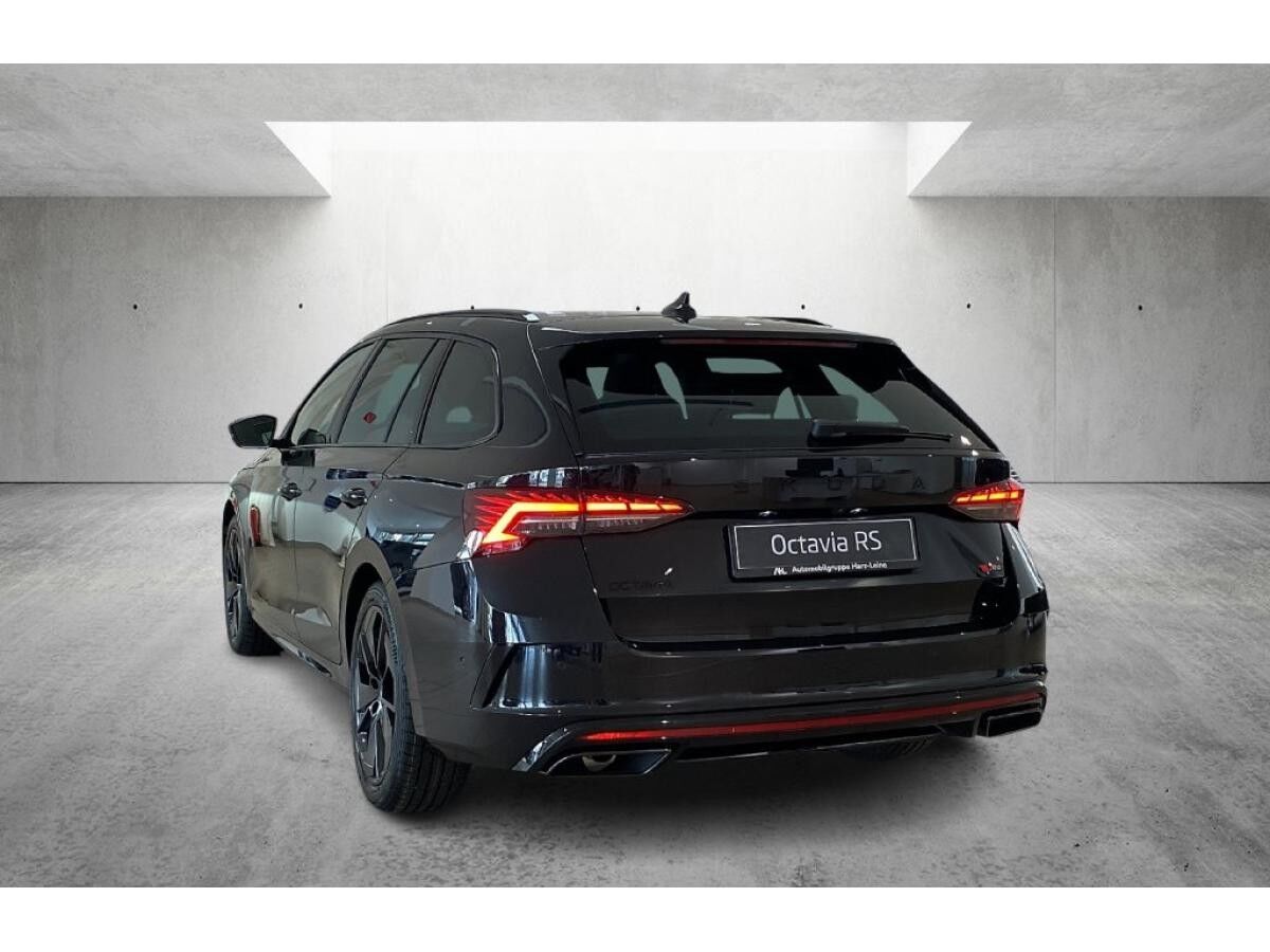 Skoda Octavia Combi RS 2.0 TSI DSG *sofort verfügbar*