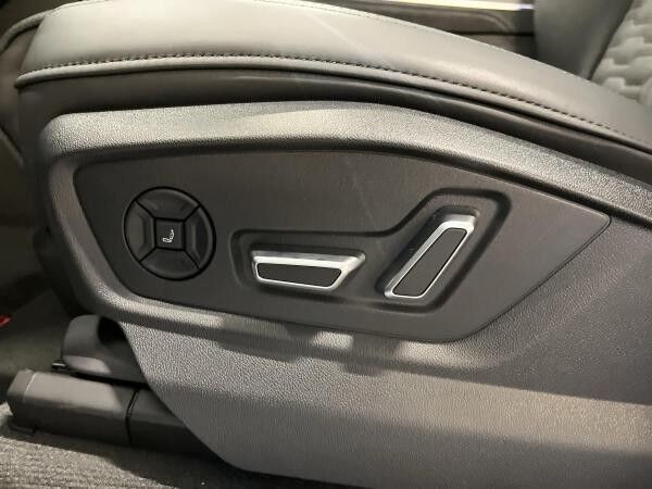 Audi RS Q8 SUV performance tiptronic 360 4xSHZ