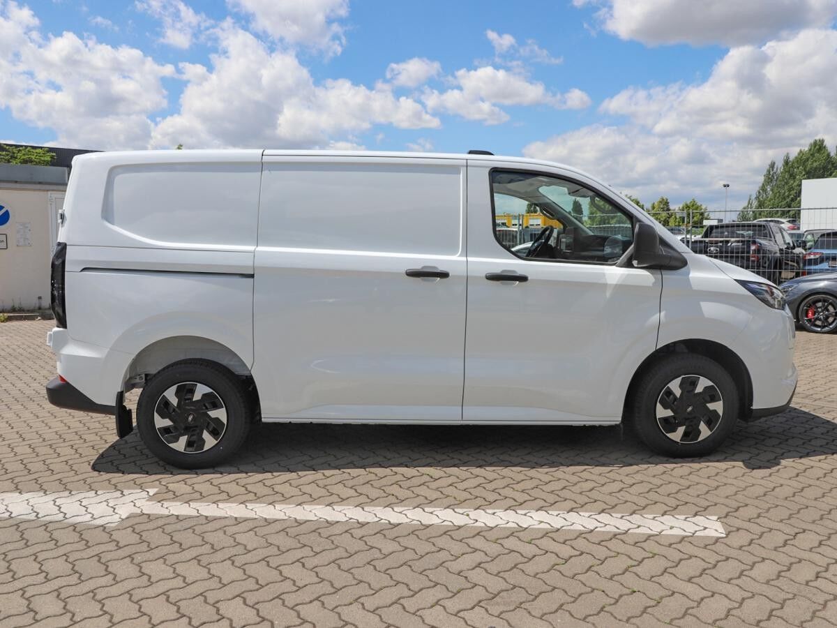 Ford Transit Custom PHEV 320L1