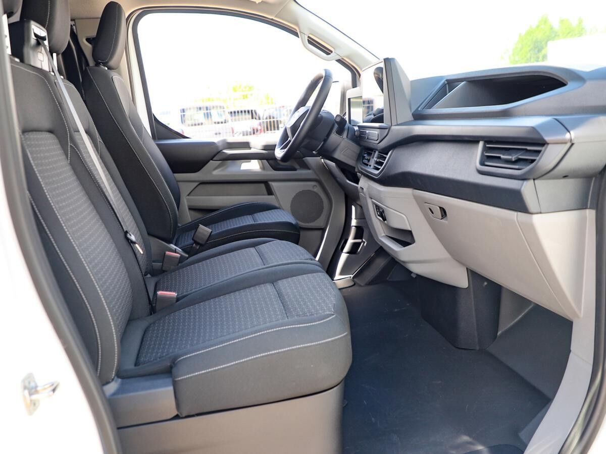 Ford Transit Custom PHEV 320L1