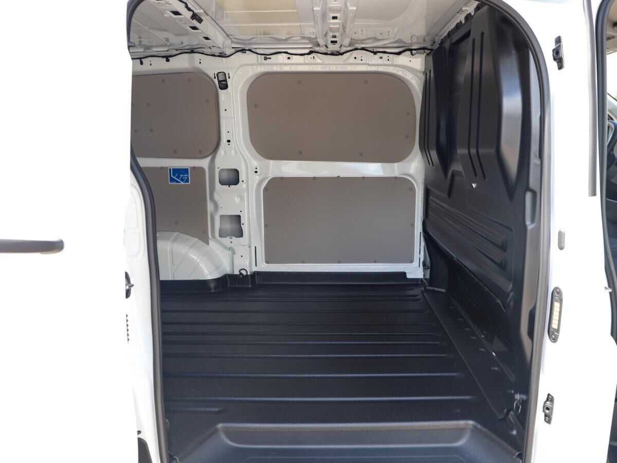 Ford Transit Custom PHEV 320L1