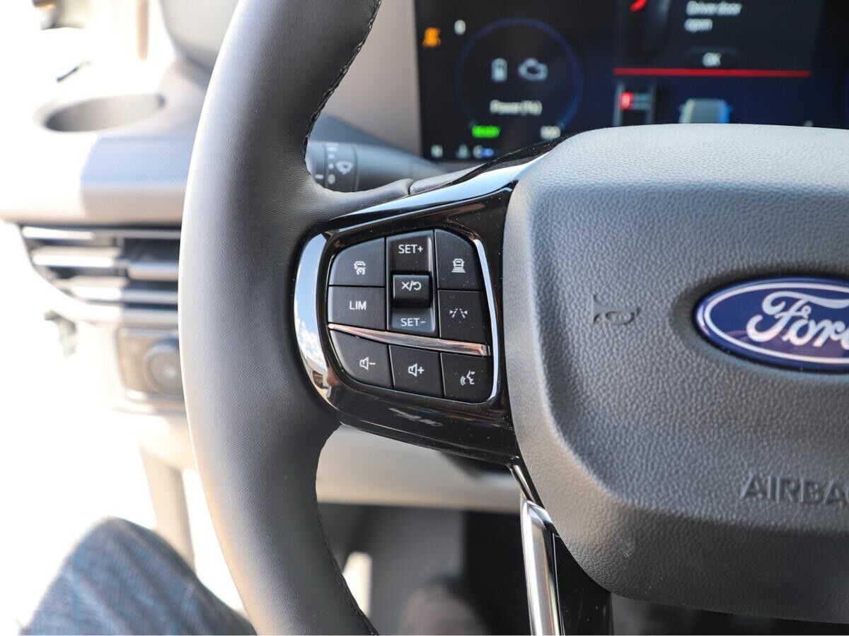 Ford Transit Custom PHEV 320L1