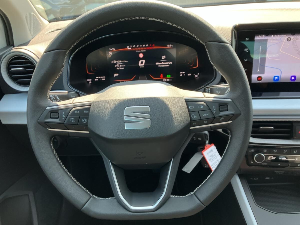 Seat Arona Road Edition 1.0 TSI DSG DAB+/FullLink/Navi/PDC/Kamera/SH/17"