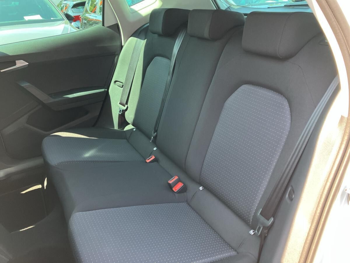 Seat Arona Road Edition 1.0 TSI DSG DAB+/FullLink/Navi/PDC/Kamera/SH/17"