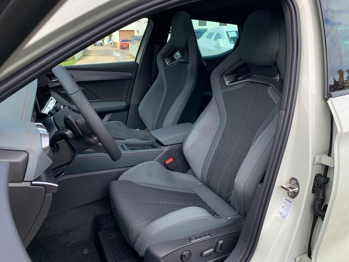 Cupra Leon VZ Extreme 2.0 TSI DSG;SSV!!!Pano;AHZV uvm.