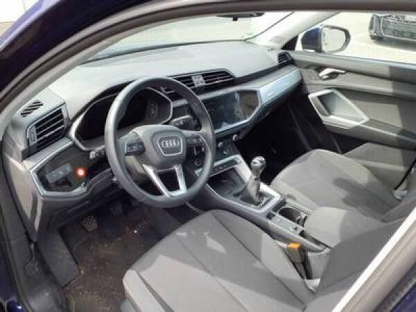 Audi Q3 35 TFSI / MMI-Navi+, Connect, LED, RFK, AHK