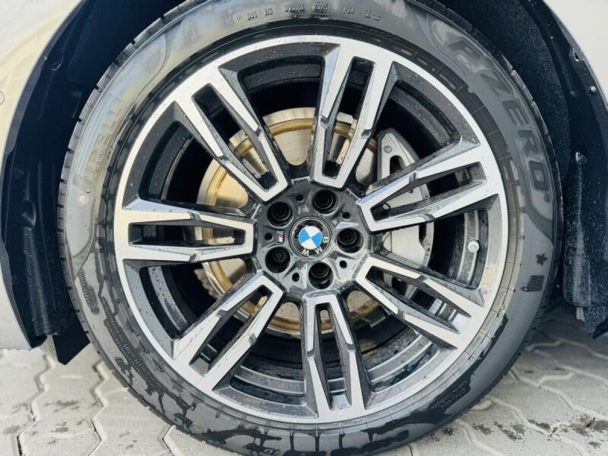 BMW i5 eDrive40++SOFORT VERFÜGBAR++TOPDEAL