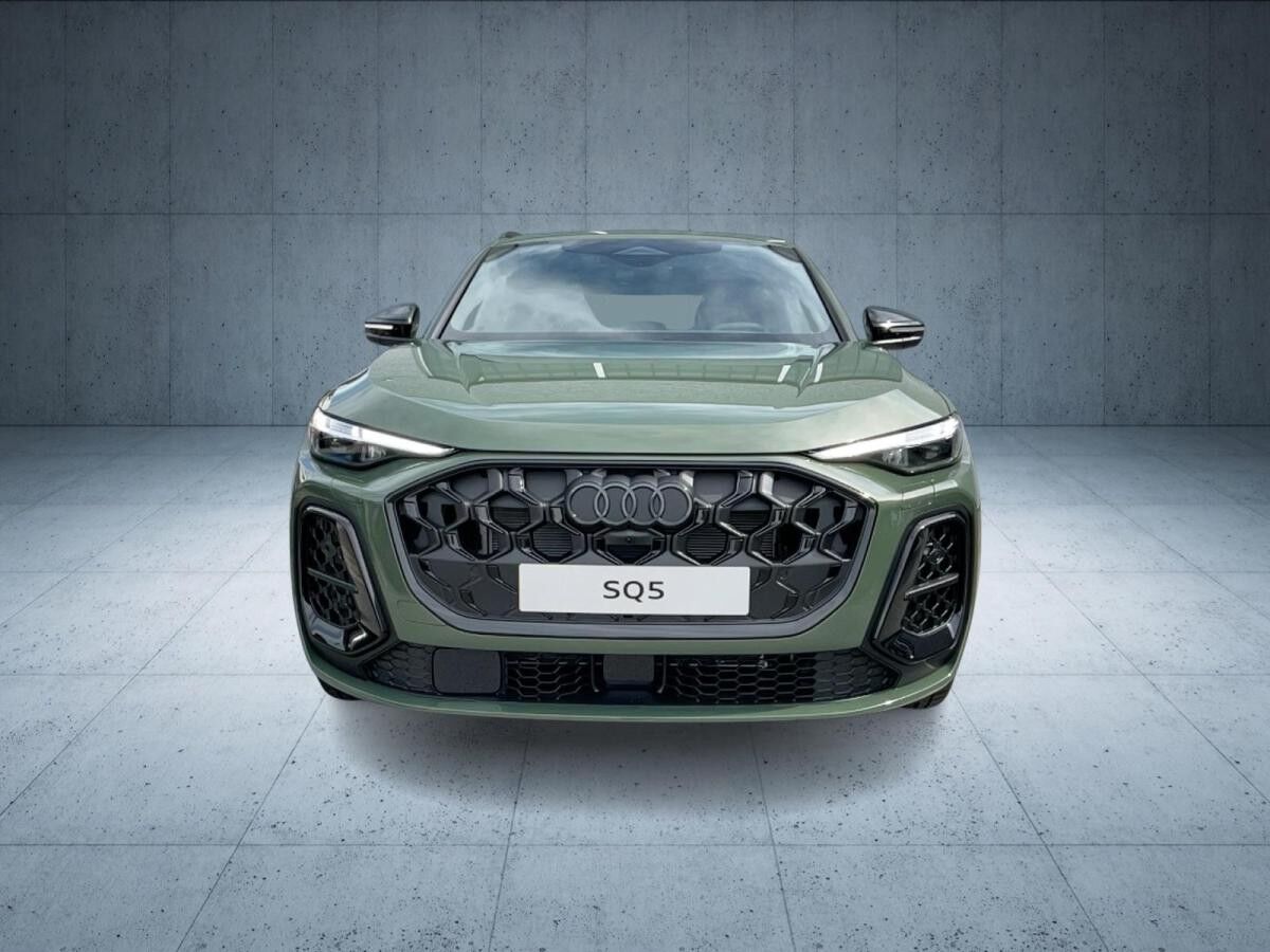 Audi SQ5 SUV TFSI S tr. HUD Luft PANO 21Ž AHK Matrix