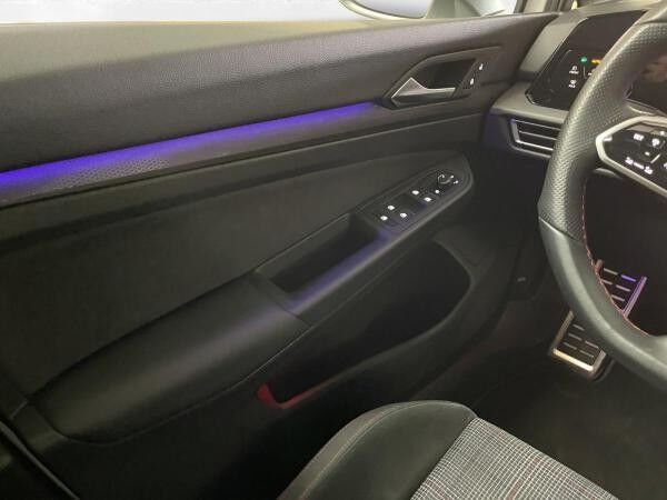 Volkswagen Golf VIII GTI LED LM 18" Navi PDC+RFK ACC App-Connect